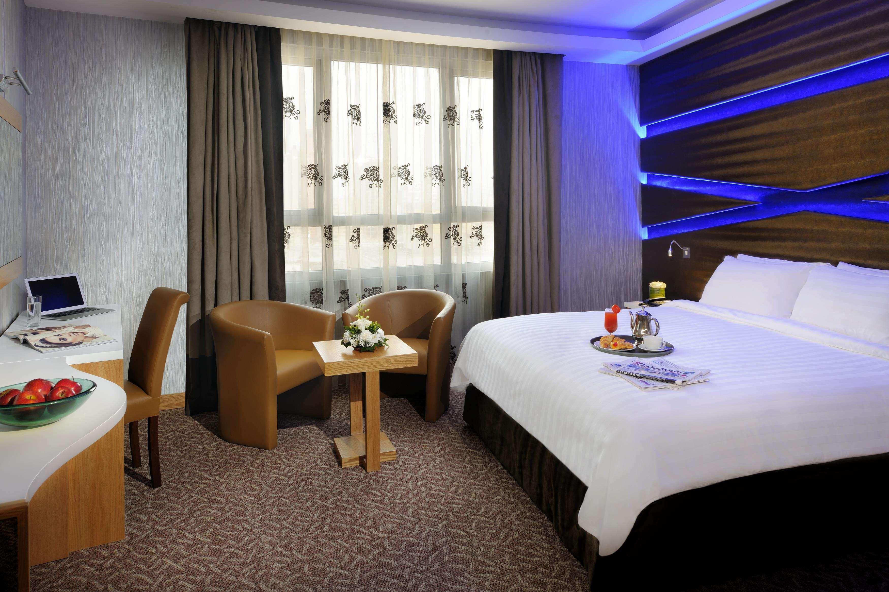 Al Safir Hotel Manama Exterior foto